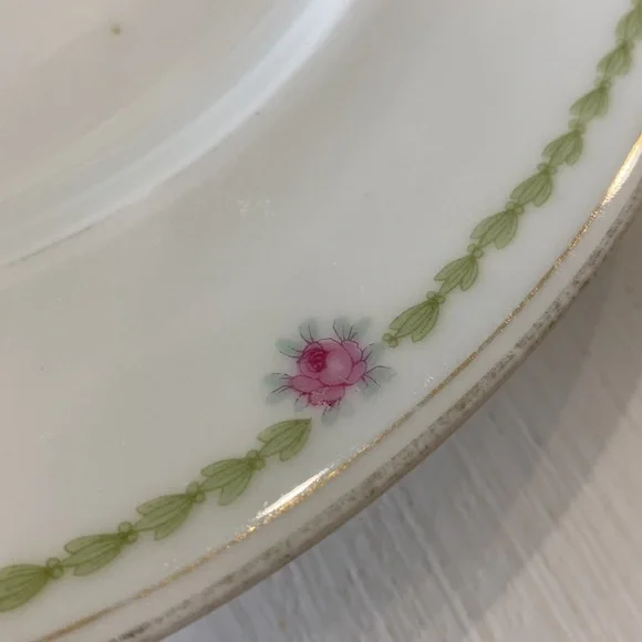 Vintage Limoges Bassett Austria Sweet Roses Plate! - Picture 2 of 5